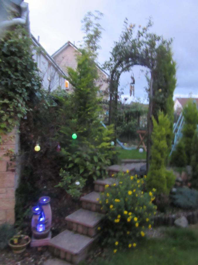 Homely Haven, Dunfermline Exterior photo